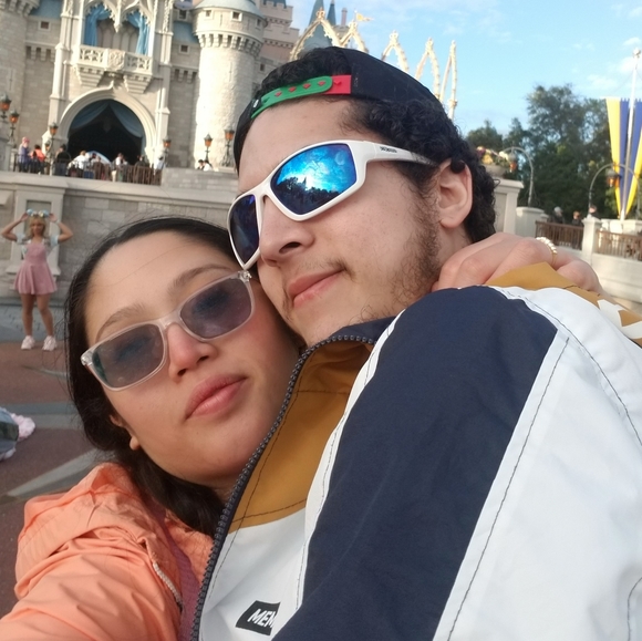 Meet your Posher, Willie - Picture 2 of 6